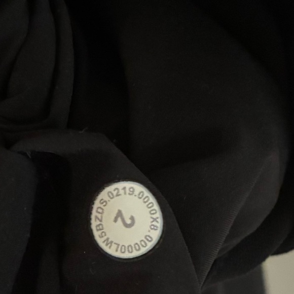 Lululemon Black On The Fly Jogger - Picture 5 of 5